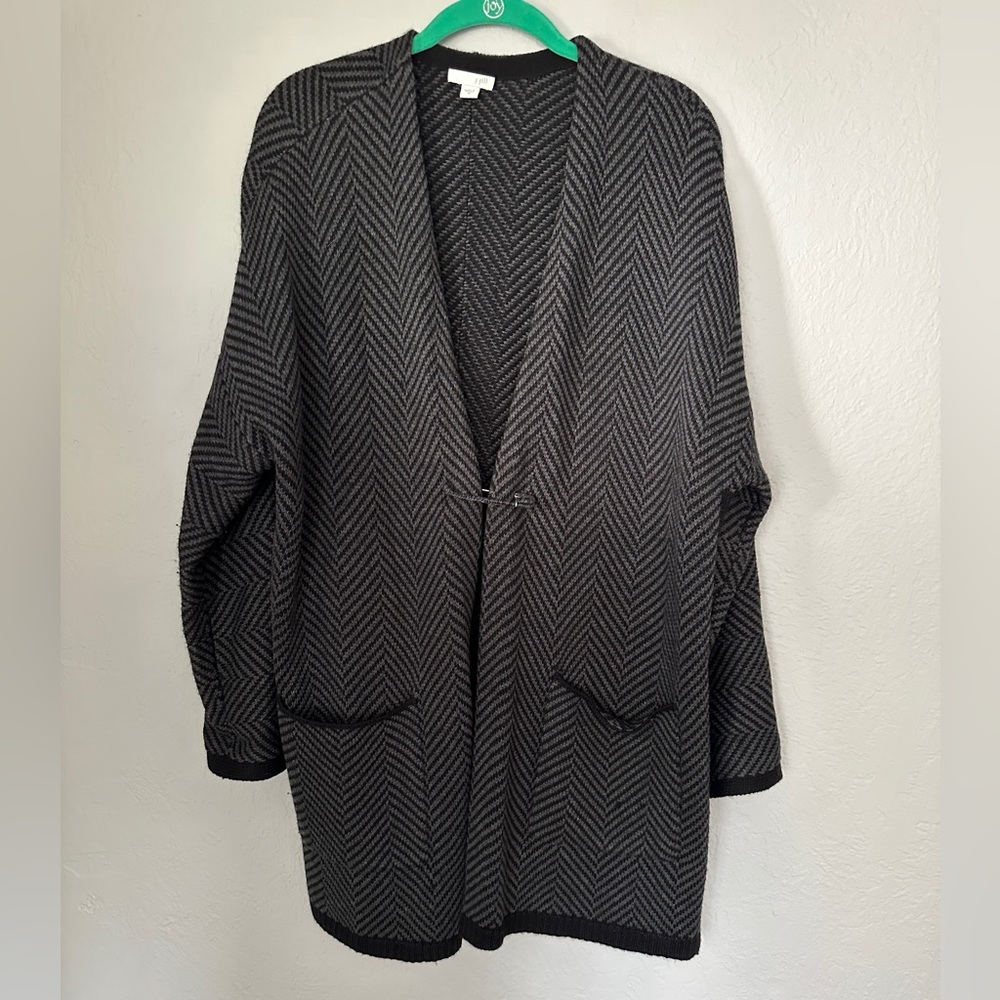 Beautiful Herring Bone Pattern Sweater - image 1